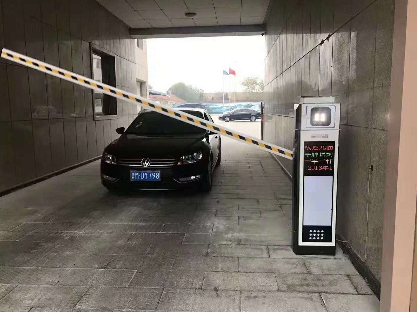 車牌識別系統，智能車牌識別系統